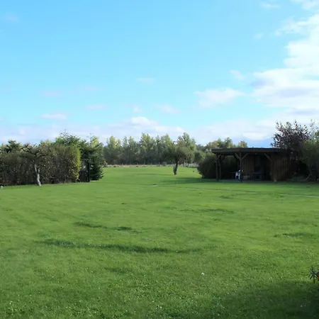 Alte Gaertnerei App Rhododendron * Dändorf